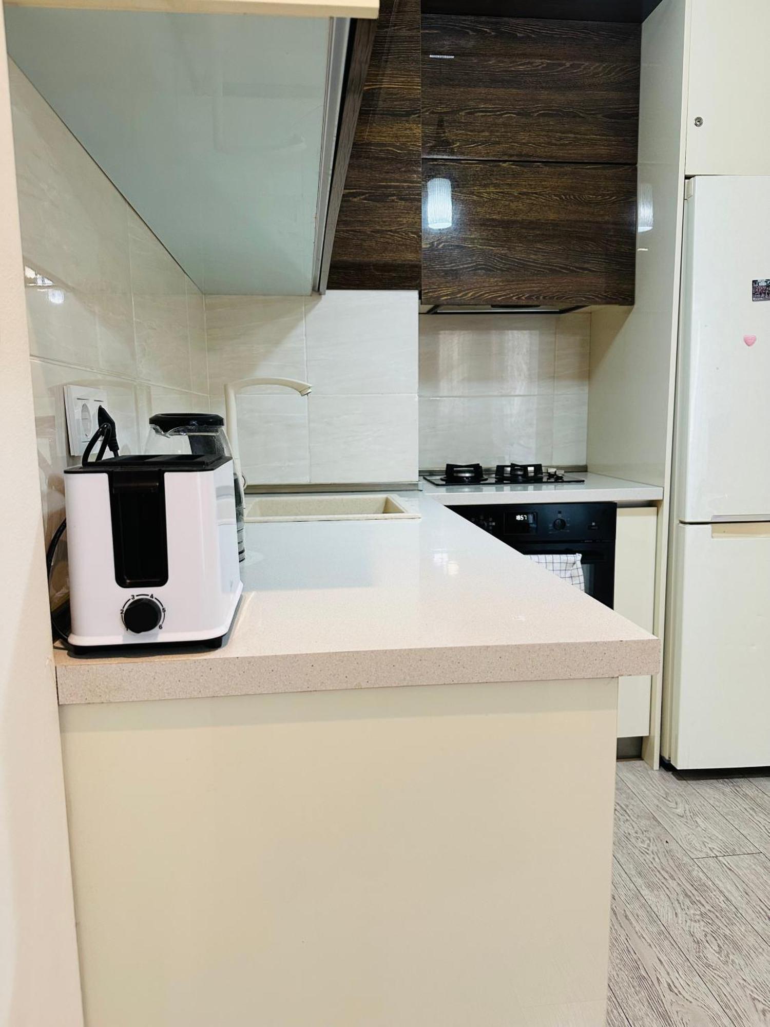 Apartamento Twins Tower Tiflis Exterior foto
